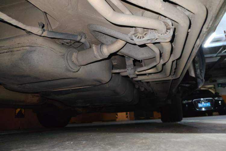 Used Mercedes-Benz Vito 2016 2.0T Business Edition Chassis Front Left