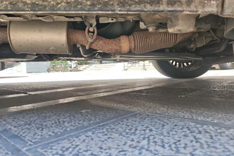 Used Mercedes-Benz Vito  Chassis Front Right