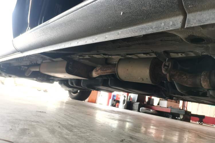 Used Mercedes-Benz Vito 2016 2.0T Business Edition Chassis Front Right