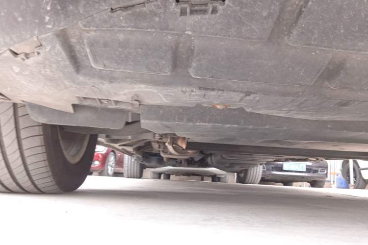 Used Mercedes-Benz Vito 2016 2.0T Elite Edition Chassis Front Right