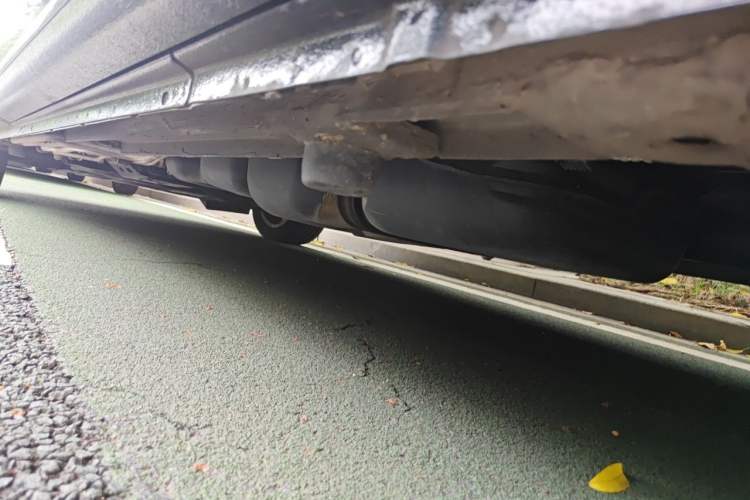 Used Mercedes-Benz Vito 2016 2.0T Business Edition Chassis Rear Left