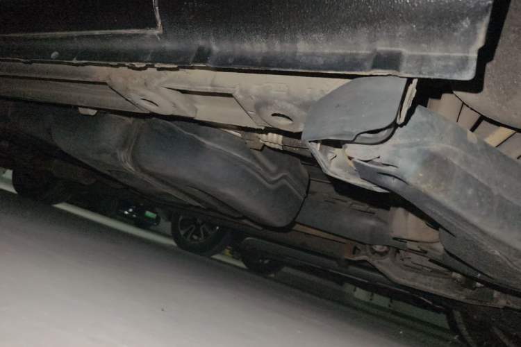 Used Mercedes-Benz Vito 2016 2.0T Business Edition Chassis Rear Left