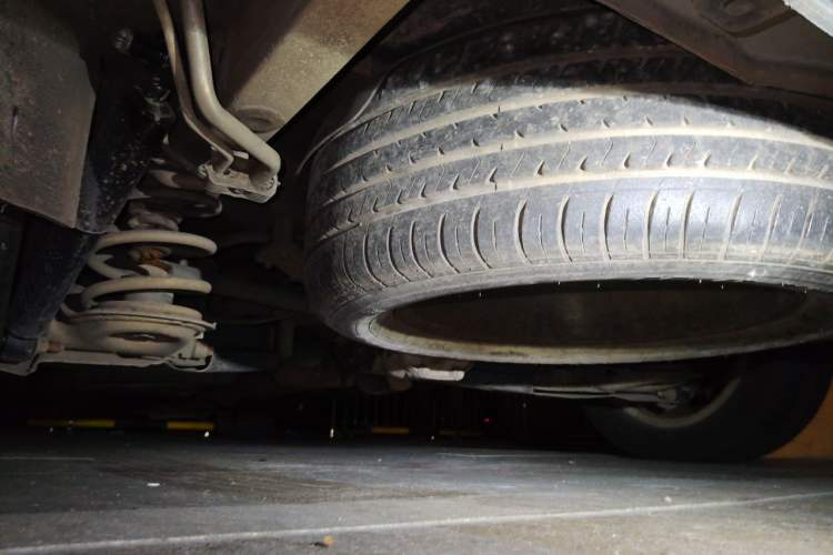 Used Mercedes-Benz Vito 2016 2.0T Business Edition Chassis Rear Left
