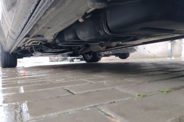 Used Mercedes-Benz Vito 2016 2.0T Business Edition Chassis Rear Left