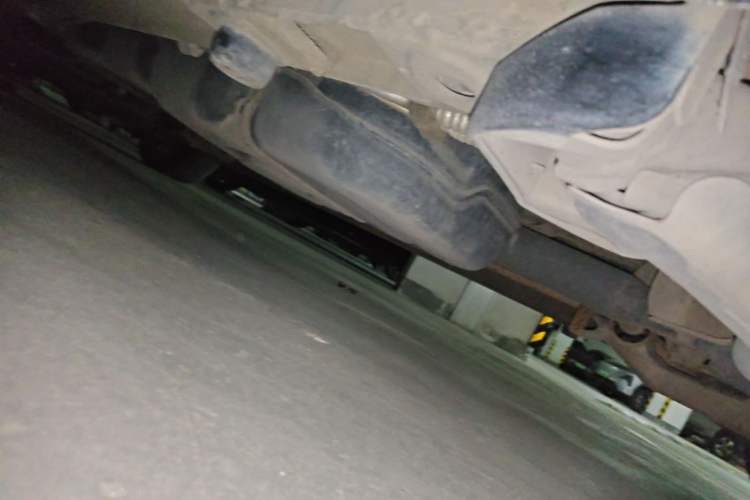 Used Mercedes-Benz Vito 2016 2.0T Business Edition Chassis Rear Left