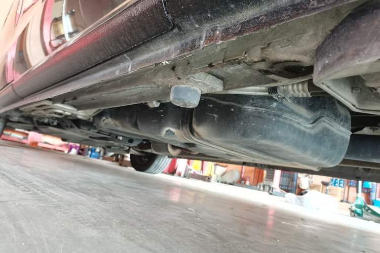 Used Mercedes-Benz Vito 2016 2.0T Business Edition Chassis Rear Left