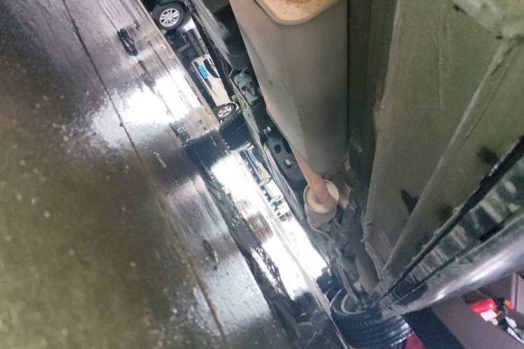 Used Mercedes-Benz Vito 2016 2.0T Elite Edition Chassis Rear Right