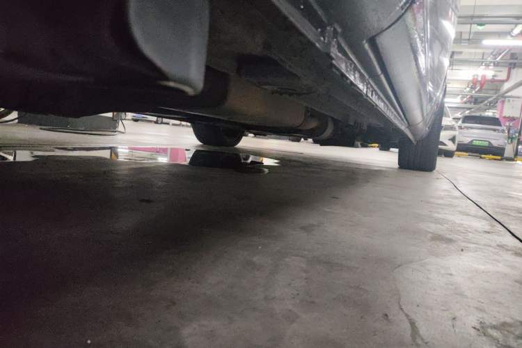 Used Mercedes-Benz Vito 2016 2.0T Elite Edition Chassis Rear Right