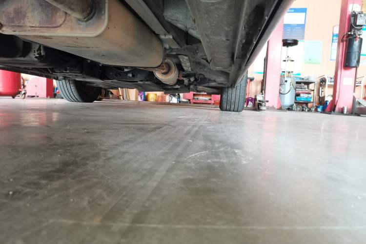 Used Mercedes-Benz Vito 2016 2.0T Business Edition Chassis Rear Right