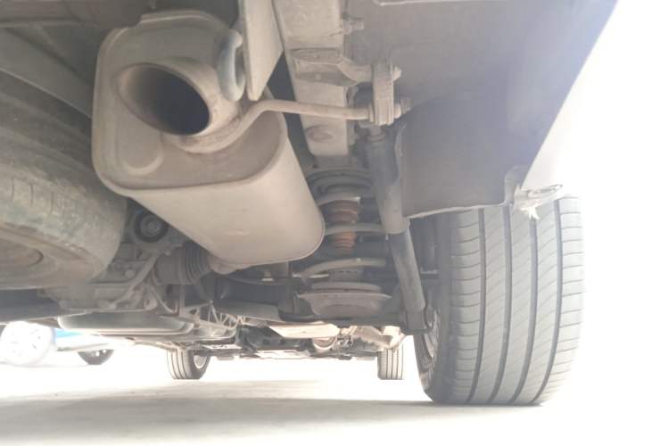 Used Mercedes-Benz Vito 2016 2.0T Elite Edition Chassis Rear Right