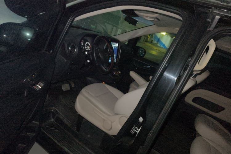 Used Mercedes-Benz Vito 2016 2.0T Business Edition Driver Seat