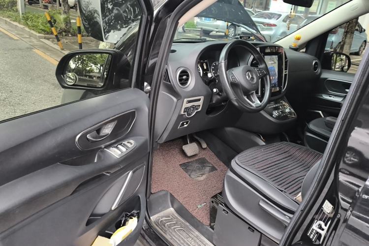 Used Mercedes-Benz Vito 2016 2.0T Business Edition Driver Seat