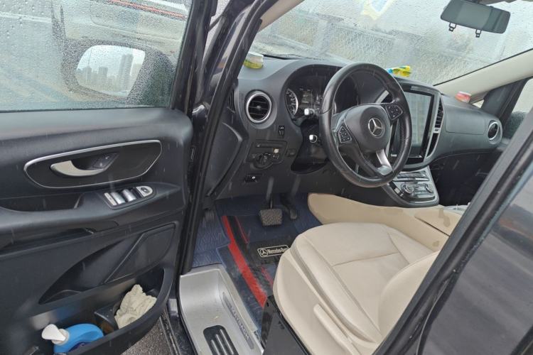 Used Mercedes-Benz Vito 2016 2.0T Business Edition Driver Seat
