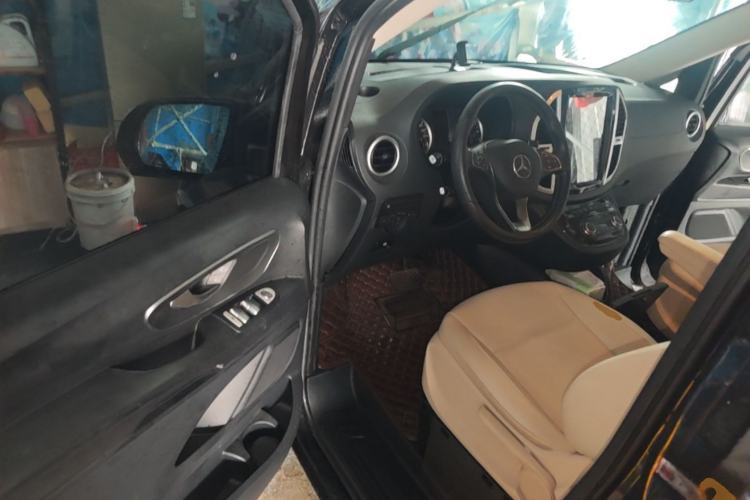 Used Mercedes-Benz Vito 2016 2.0T Business Edition Driver Seat