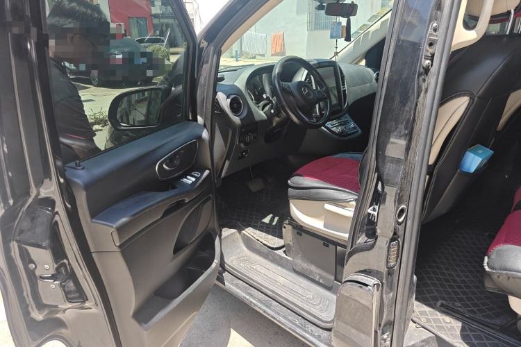 Used Mercedes-Benz Vito 2016 2.0T Business Edition Driver Seat