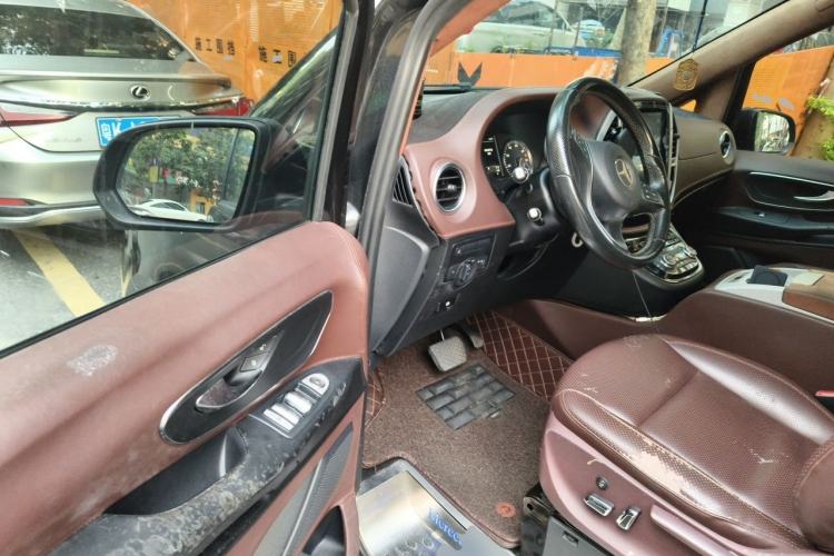 Used Mercedes-Benz Vito 2016 2.0T Business Edition Driver Seat