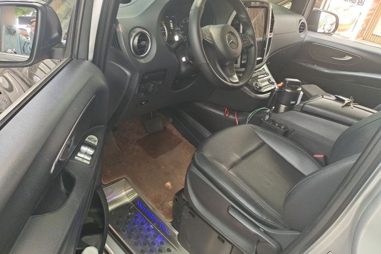 Used Mercedes-Benz Vito 2016 2.0T Business Edition Driver Seat