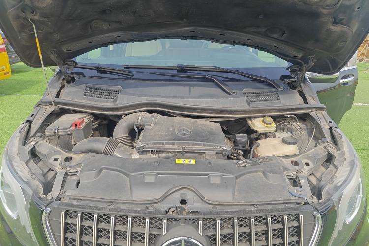 Used Mercedes-Benz Vito 2016 2.0T Elite Edition Engine Bay