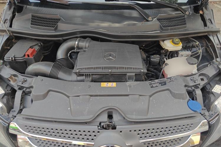 Used Mercedes-Benz Vito 2016 2.0T Business Edition Engine Bay