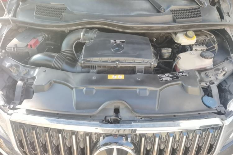 Used Mercedes-Benz Vito  Engine Bay