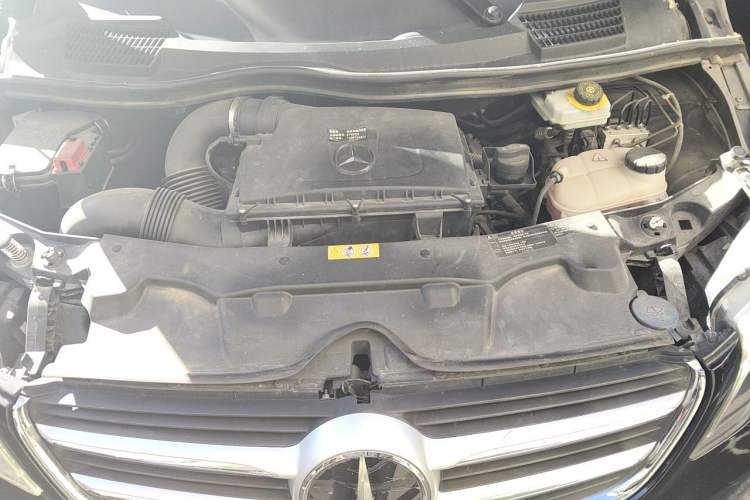 Used Mercedes-Benz Vito 2016 2.0T Elite Edition Engine Bay