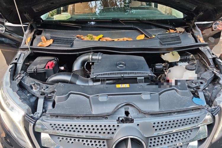 Used Mercedes-Benz Vito 2016 2.0T Elite Edition Engine Bay