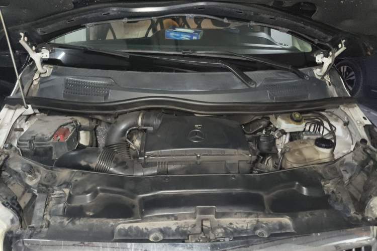 Used Mercedes-Benz Vito 2016 2.0T Business Edition Engine Bay