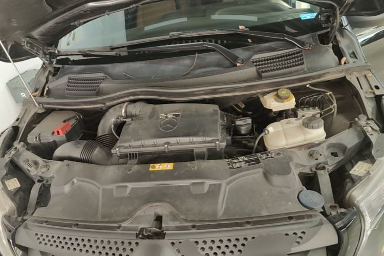 Used Mercedes-Benz Vito 2016 2.0T Business Edition Engine Bay
