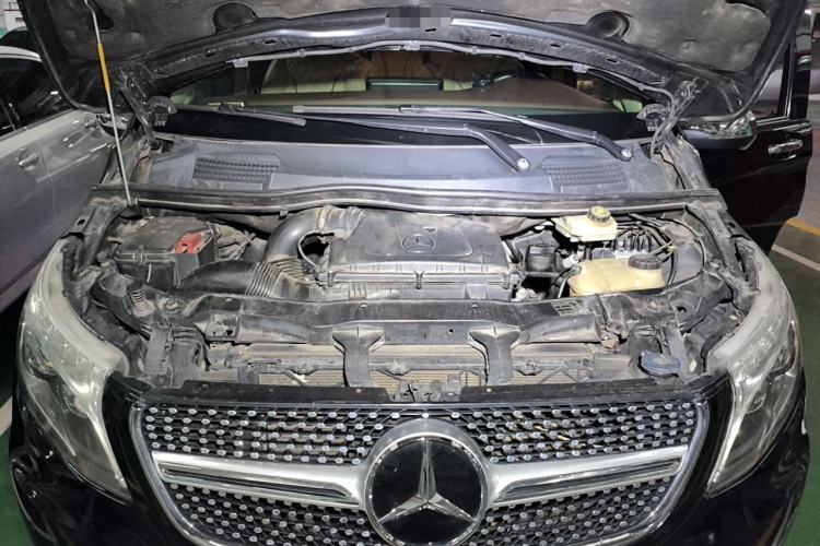 Used Mercedes-Benz Vito 2016 2.0T Business Edition Engine Bay