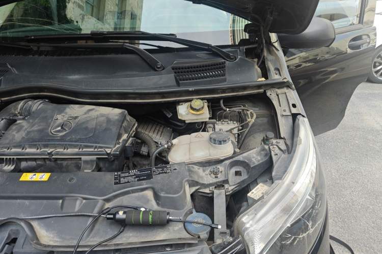 Used Mercedes-Benz Vito 2016 2.0T Business Edition Engine Bay Left