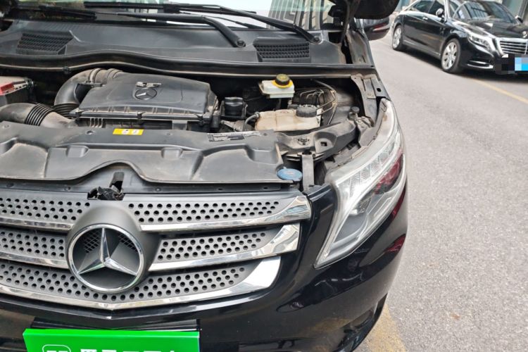 Used Mercedes-Benz Vito 2016 2.0T Elite Edition Engine Bay Left