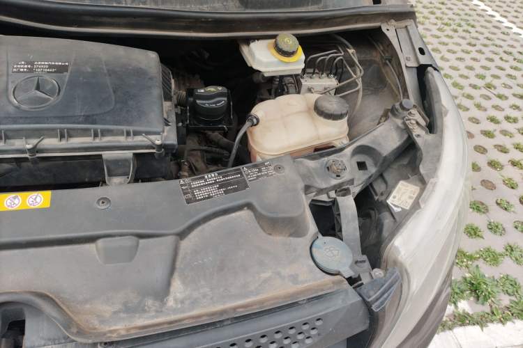 Used Mercedes-Benz Vito 2016 2.0T Business Edition Engine Bay Left