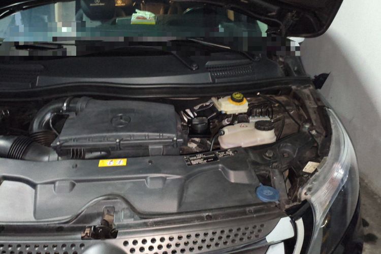 Used Mercedes-Benz Vito 2016 2.0T Business Edition Engine Bay Left
