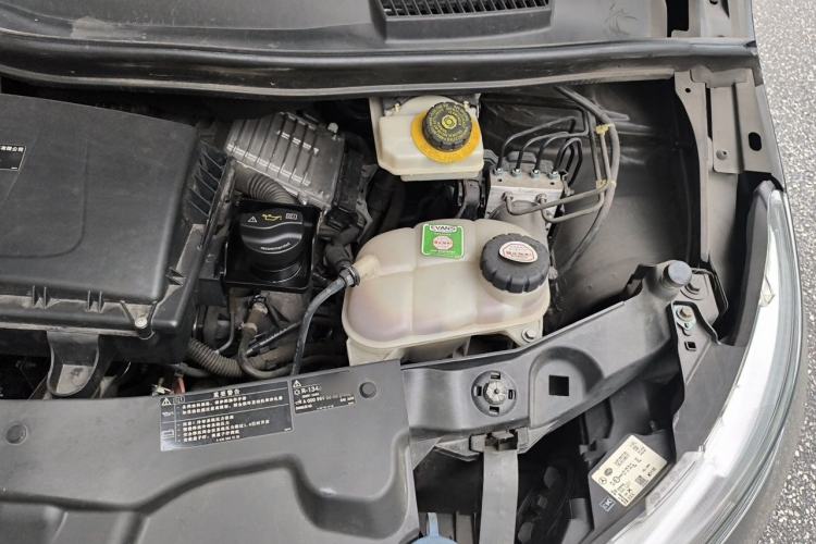 Used Mercedes-Benz Vito 2016 2.0T Business Edition Engine Bay Left
