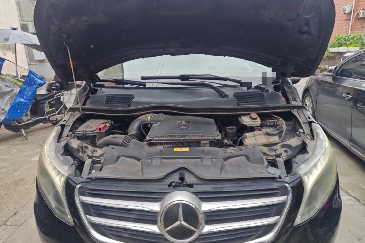 Used Mercedes-Benz Vito 2016 2.0T Business Edition Engine Bay