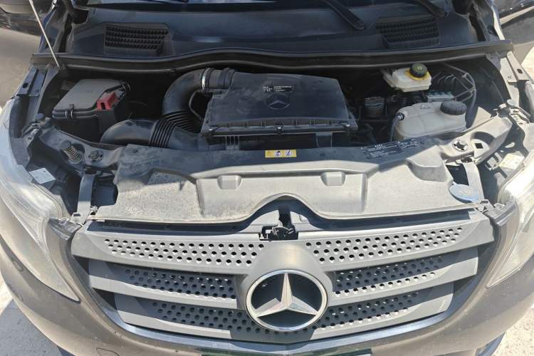 Used Mercedes-Benz Vito 2016 2.0T Business Edition Engine Bay