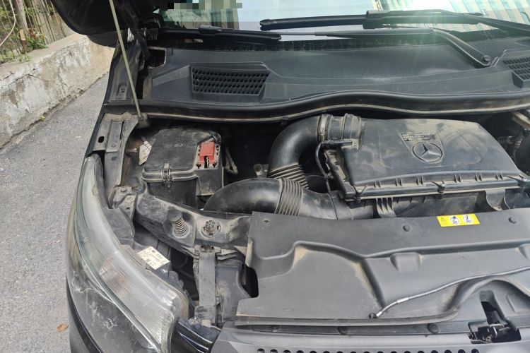 Used Mercedes-Benz Vito 2016 2.0T Business Edition Engine Bay Right