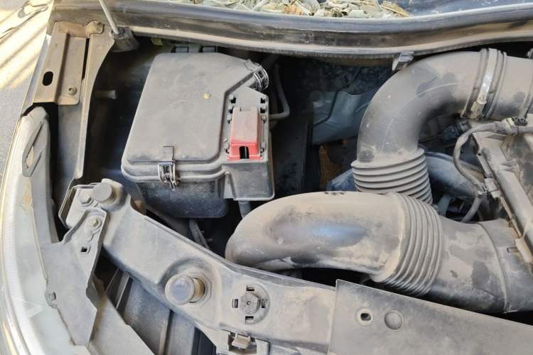 Used Mercedes-Benz Vito 2016 2.0T Business Edition Engine Bay Right