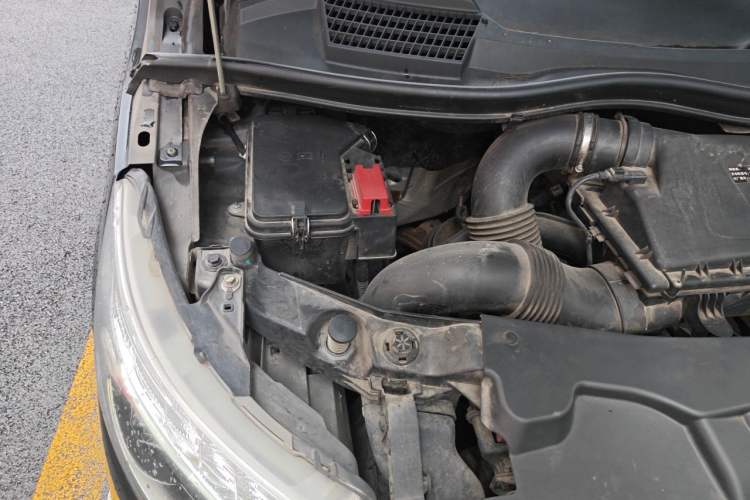 Used Mercedes-Benz Vito 2016 2.0T Business Edition Engine Bay Right