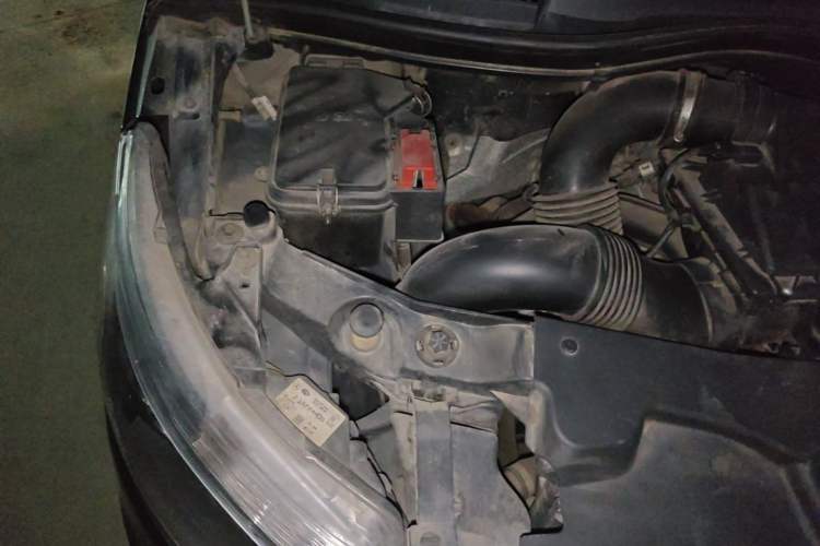 Used Mercedes-Benz Vito 2016 2.0T Business Edition Engine Bay Right