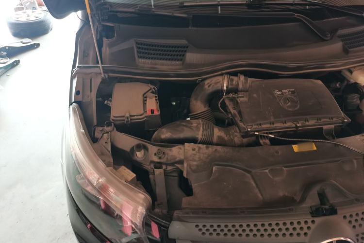 Used Mercedes-Benz Vito 2016 2.0T Business Edition Engine Bay Right