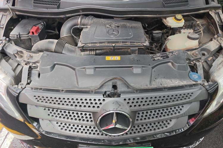 Used Mercedes-Benz Vito 2016 2.0T Business Edition Engine Bay