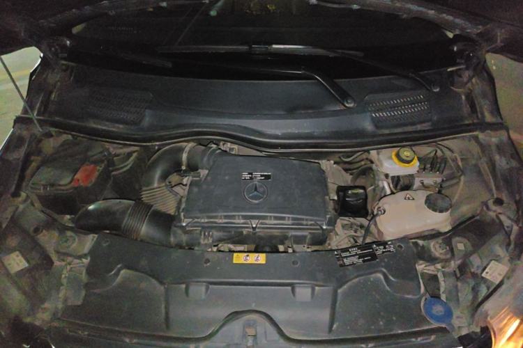 Used Mercedes-Benz Vito 2016 2.0T Business Edition Engine Bay