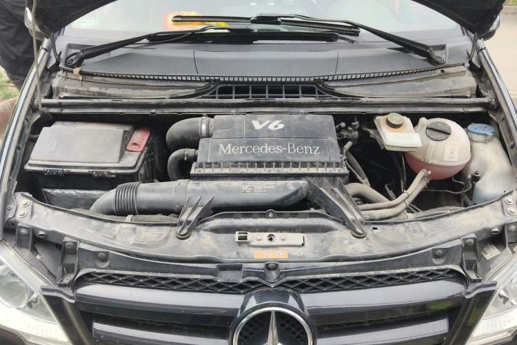 Used Mercedes-Benz Vito  Engine Bay