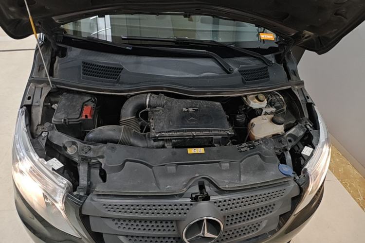 Used Mercedes-Benz Vito 2016 2.0T Business Edition Engine Bay