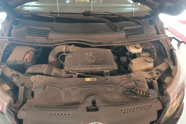 Used Mercedes-Benz Vito 2016 2.0T Business Edition Engine Bay