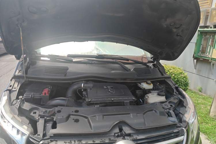 Used Mercedes-Benz Vito 2016 2.0T Business Edition Engine Bay