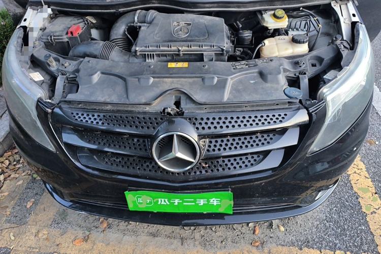 Used Mercedes-Benz Vito 2016 2.0T Elite Version 9-seater Engine Bay