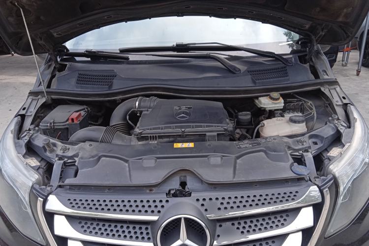 Used Mercedes-Benz Vito 2016 2.0T Elite Edition Engine Bay