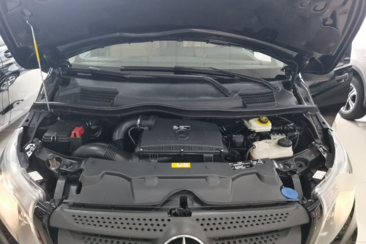 Used Mercedes-Benz Vito 2016 2.0T Business Edition Engine Bay